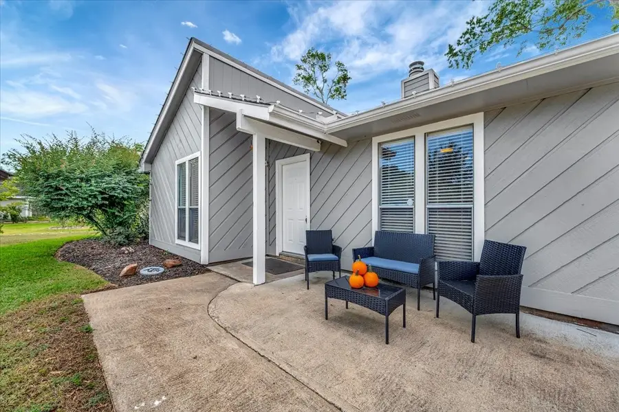 2610 Loganberry Circle, Seabrook, TX 77586 - Image #3