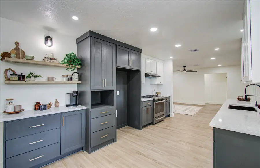 2810 Spa Drive, Deer Park, TX 77536 - Image #3