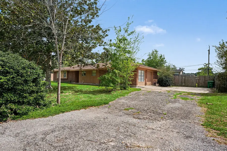 722 N Fall Creek Drive, Huffman, TX 77336 - #2