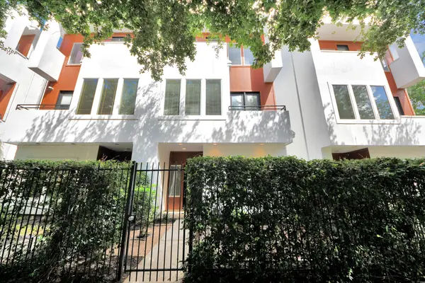 2758 Clay Street, Houston, TX 77003