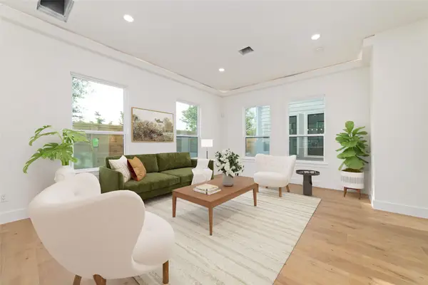 5811 Outer Banks Street, Houston, TX 77091