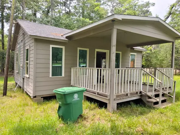 933 Shore Shadow Drive, Houston, TX 77336