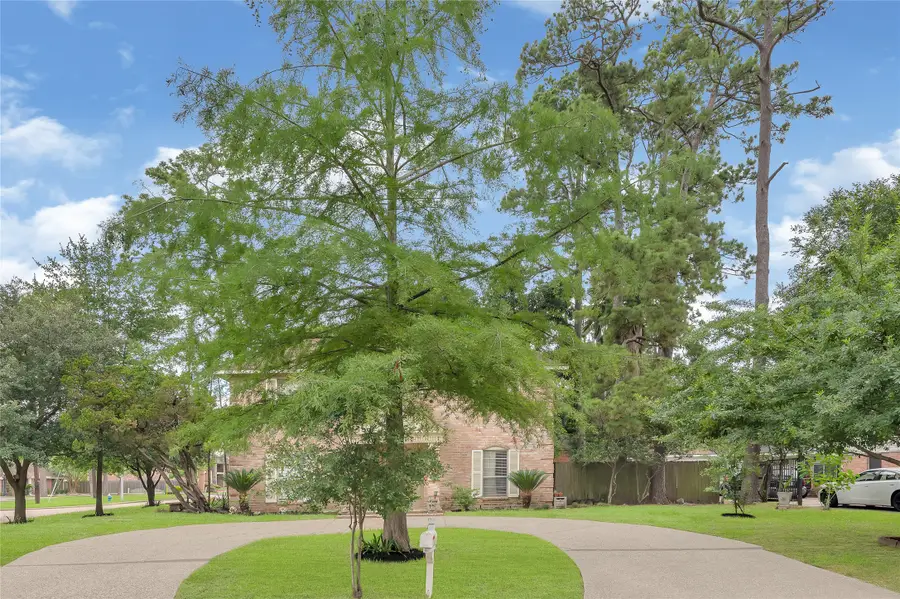 5214 Lawn Arbor Drive, Houston, TX 77066 - Image #2