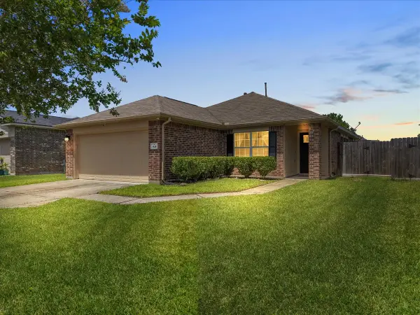 845 Indigo Springs Lane, La Marque, TX 77568