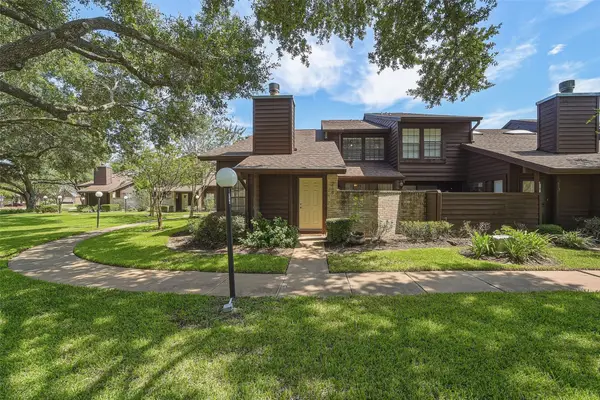 2611 Grants Lake Boulevard #214, Sugar Land, TX 77479