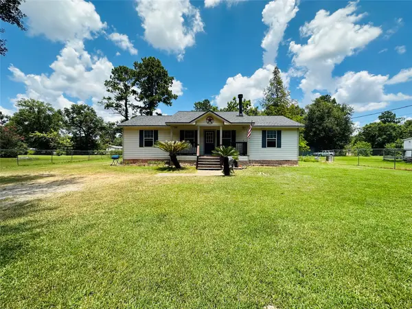 17001 Valley Lane, Conroe, TX 77306