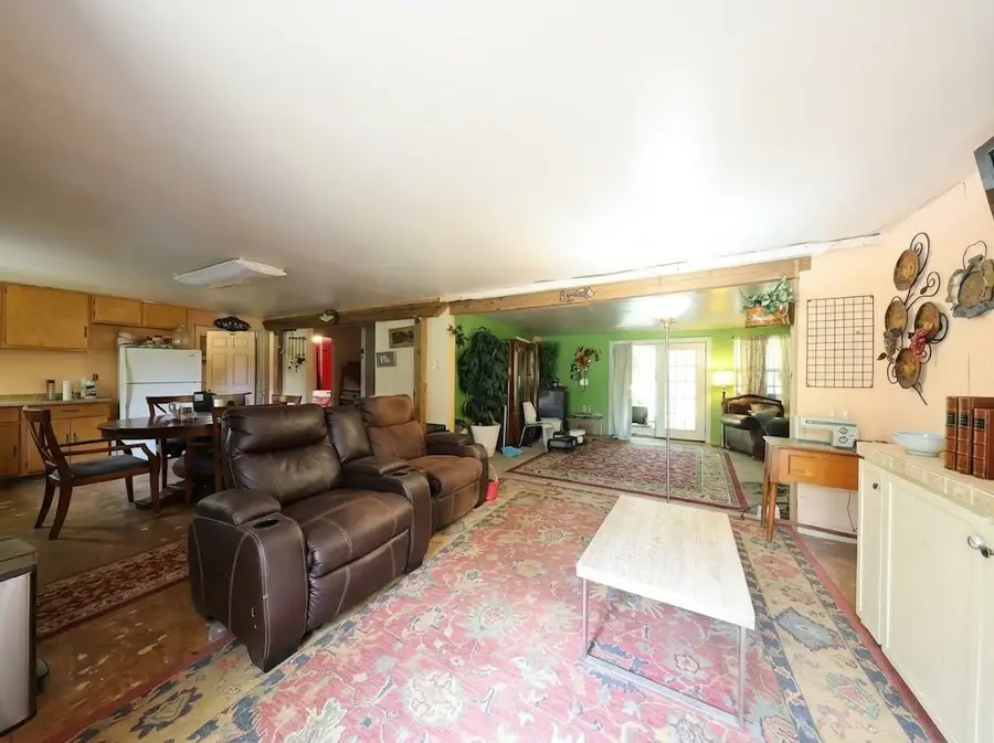 276 Hilltop Drive, Ennis, TX 75119 - #3