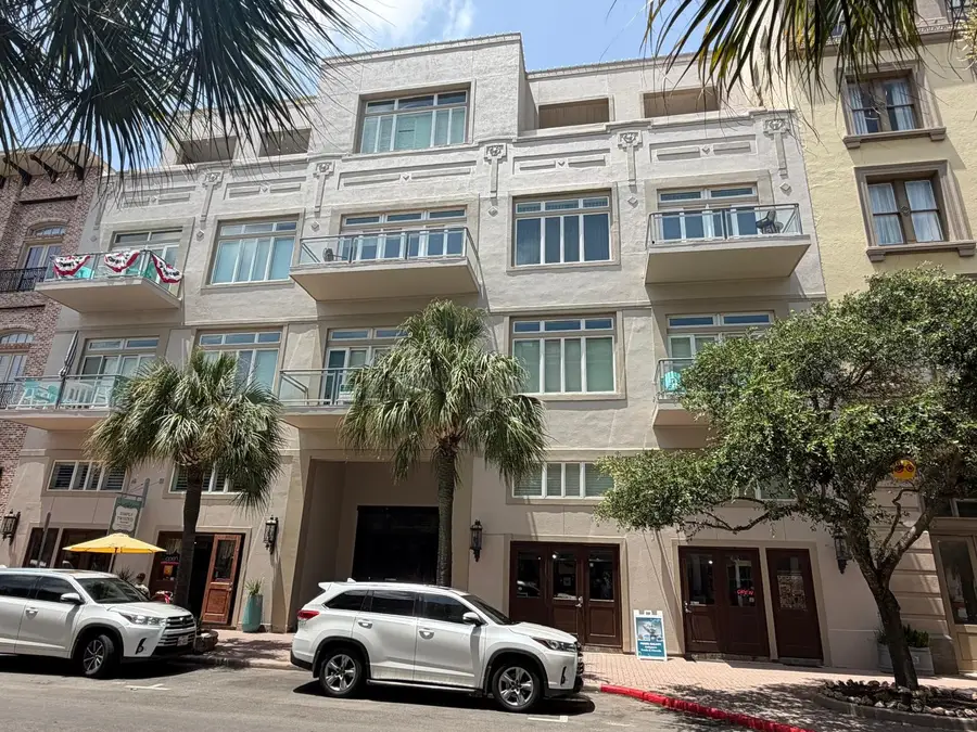 2208 Post Office Street #105, Galveston, TX 77550 - #3