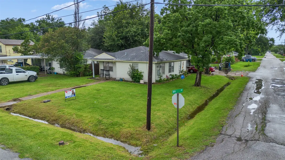 815 Avenue G, South Houston, TX 77587 - #1