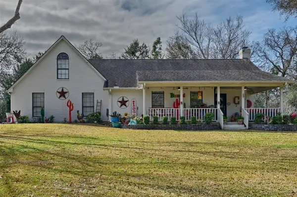 540 Hickory Creek Road, Bellville, TX 77418