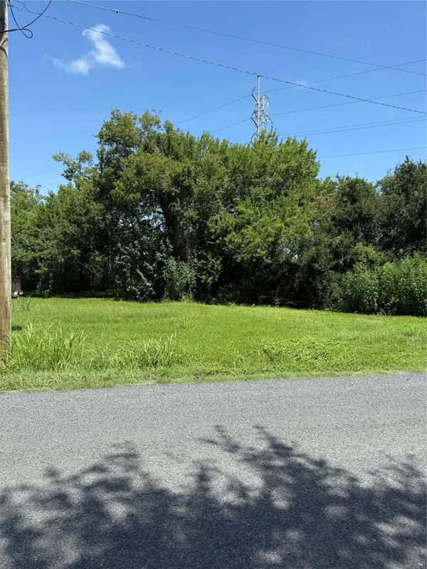 6502 Park Avenue, Texas City, TX 77591