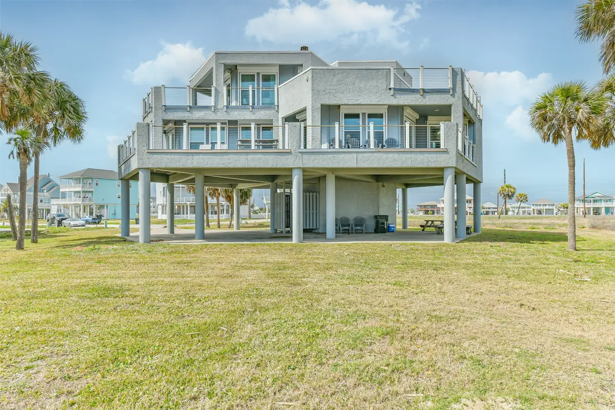 18611 W De Vaca Lane, Galveston, TX 77554 - #1