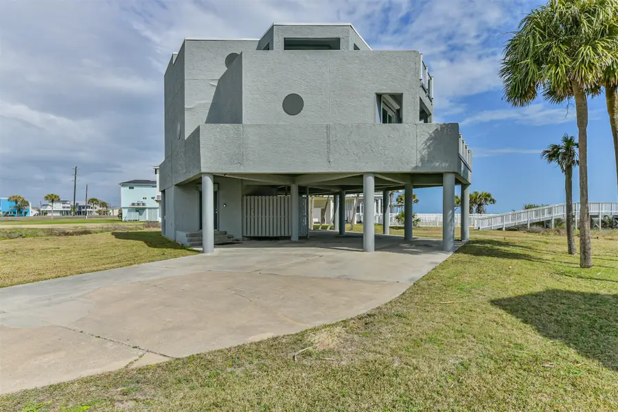 18611 W De Vaca Lane, Galveston, TX 77554 - #2