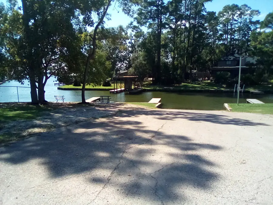 3638 Lake Breeze Lane, Crosby, TX 77532 - Image #2