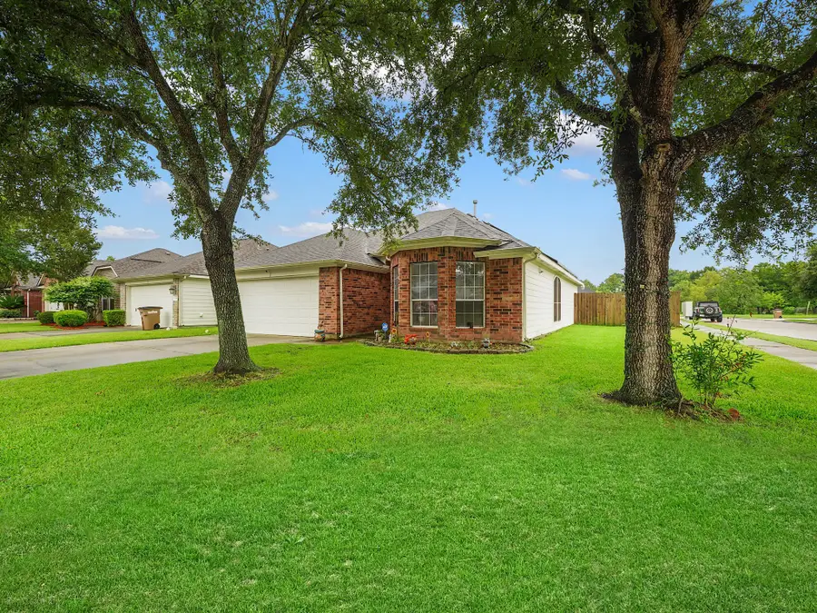 4006 Raspberry Court, Dickinson, TX 77539 - Image #3