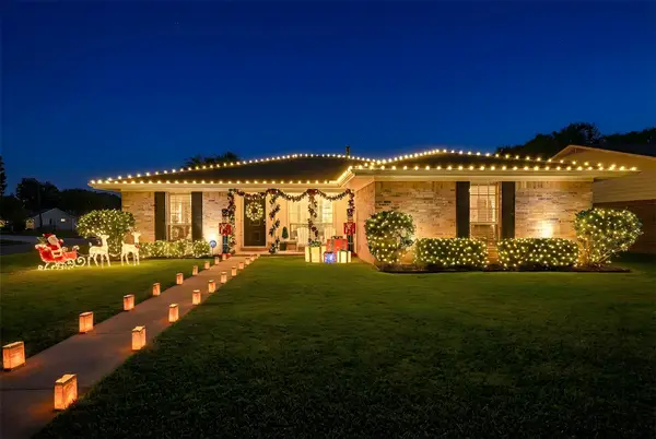 2016 Willow Bend Road, Wharton, TX 77488