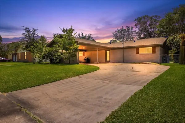 10406 Winding Trail Road, La Porte, TX 77571