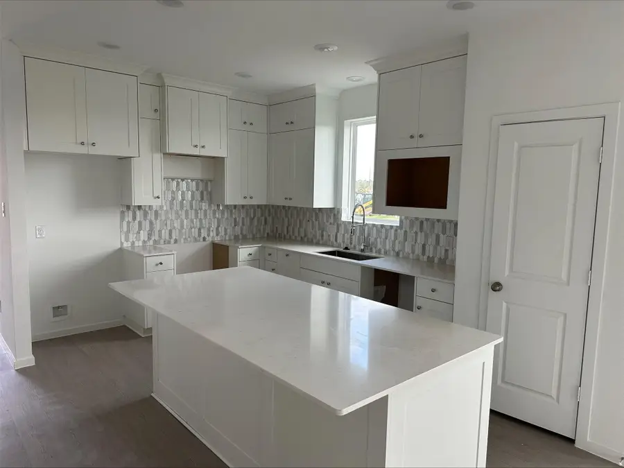 31831 Blossom Lane, Fulshear, TX 77423 - Image #3