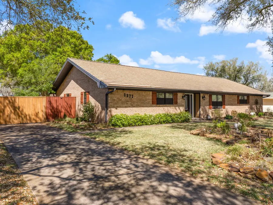 3921 Wickersham Street, Bay City, TX 77414 - #2