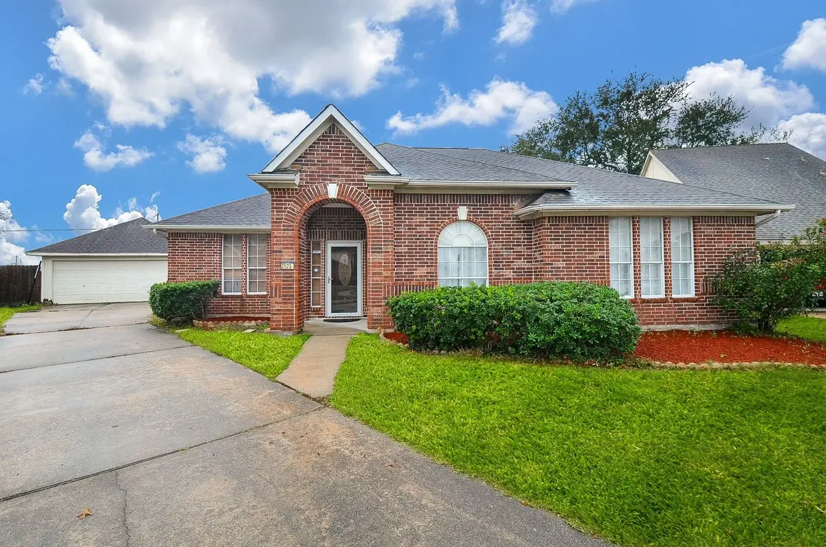 2523 Carriage Lane, Stafford, TX 77477 - Image #1