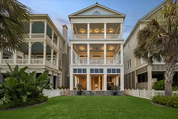 2601 E Seaside Drive, Galveston, TX 77550