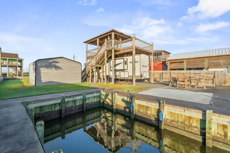 1112 Mabry Street, Gilchrist, TX 77617 - #3