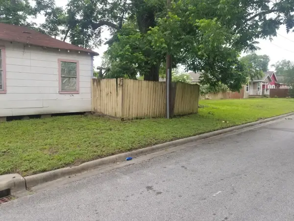 1407 Amundsen Street, Houston, TX 77009