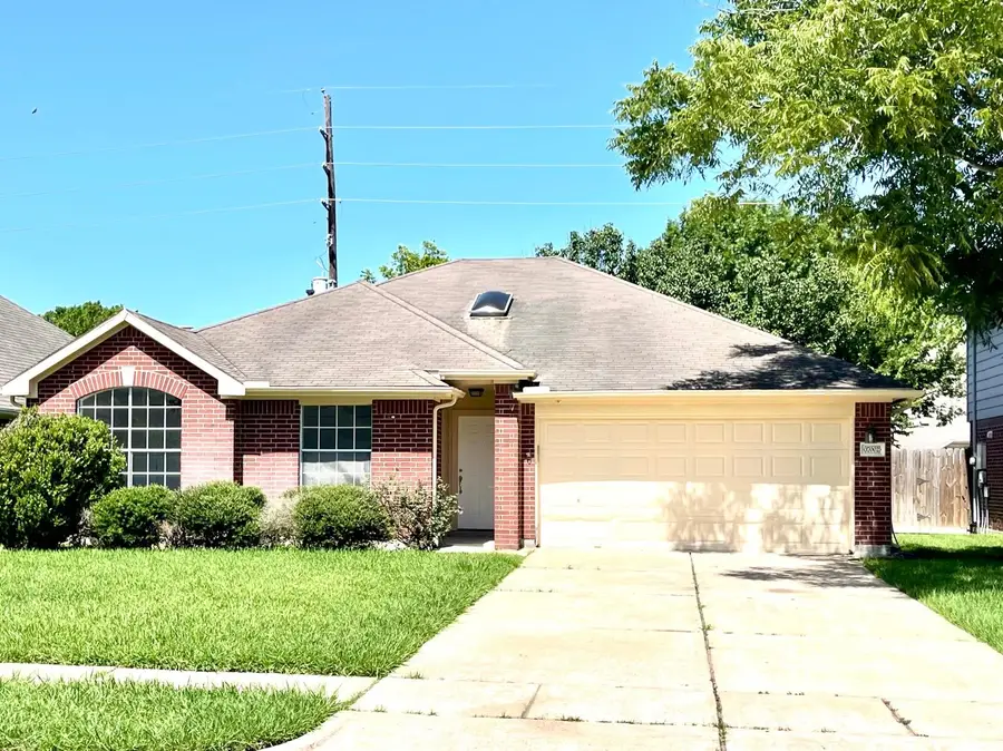 17002 Summer Hollow Drive, Sugar Land, TX 77498 - #2