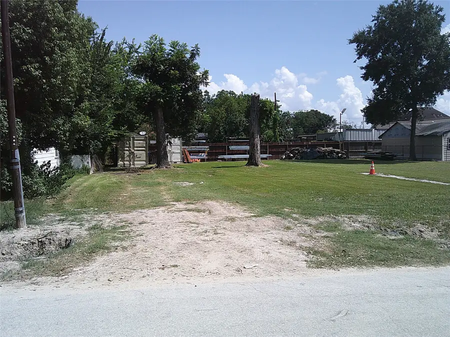 63 De Boll Street, Houston, TX 77022 - #3