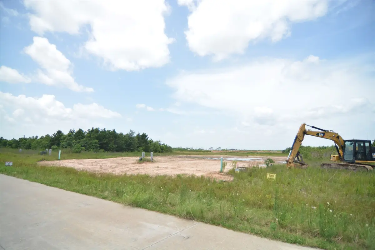 7715 Amanda Rd, Cleveland, TX 77327 - #1