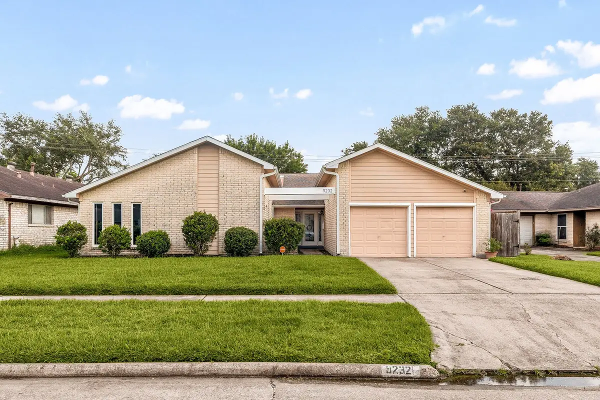 9232 Vickijohn Drive, Houston, TX 77031 - #1