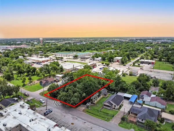 2818 Violet Street, Pasadena, TX 77503