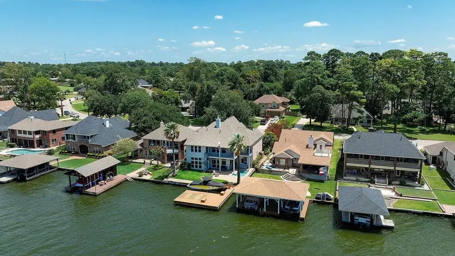 12374 Lake Vista Drive, Willis, TX 77318 - Image #3