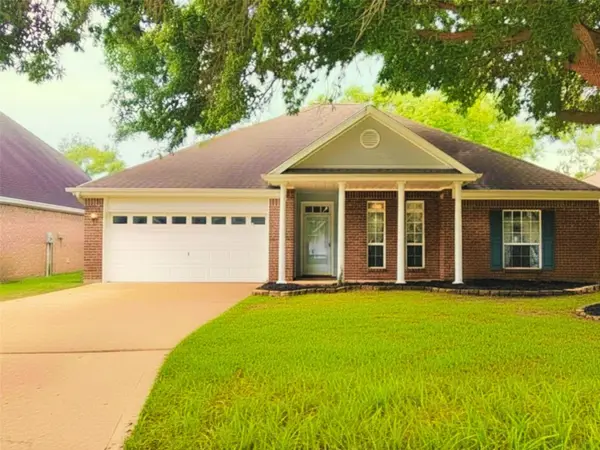 7920 Buttercup Dr, Beaumont, TX 77713