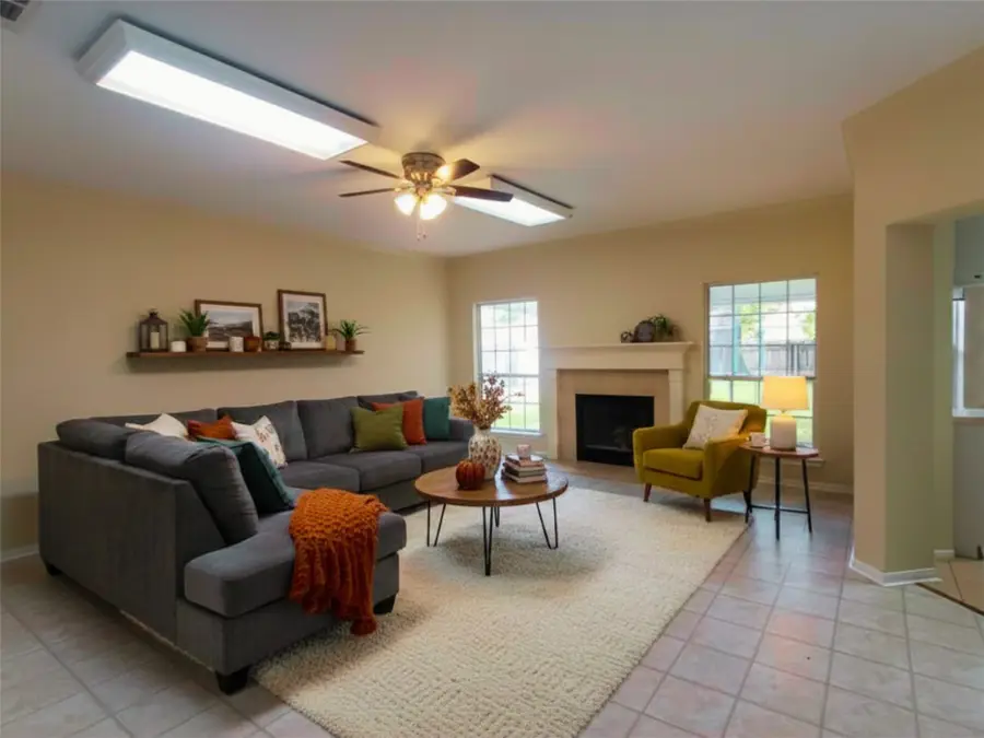 7920 Buttercup Dr, Beaumont, TX 77713 - #2