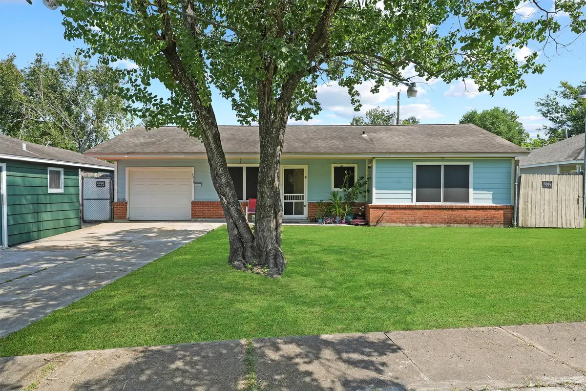 8506 Montridge Drive, Houston, TX 77055 - Image #1