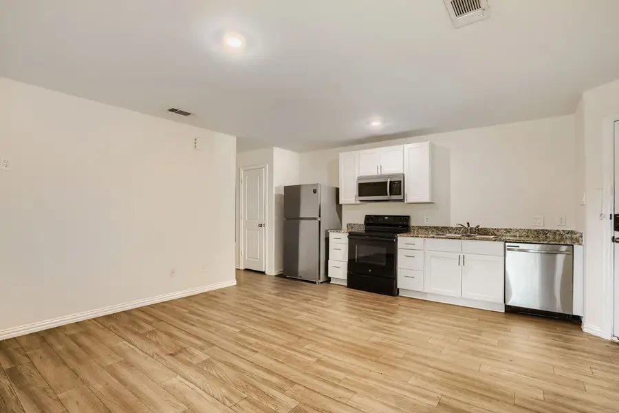 9025 Madera Road #A-B, Houston, TX 77078 - #3