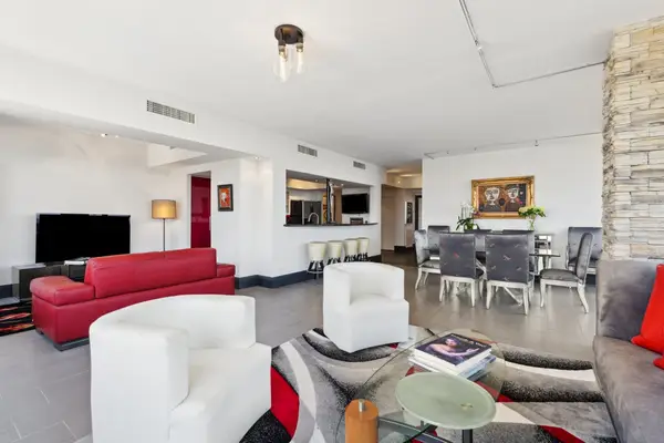 15 Greenway Plaza #12F, Houston, TX 77046