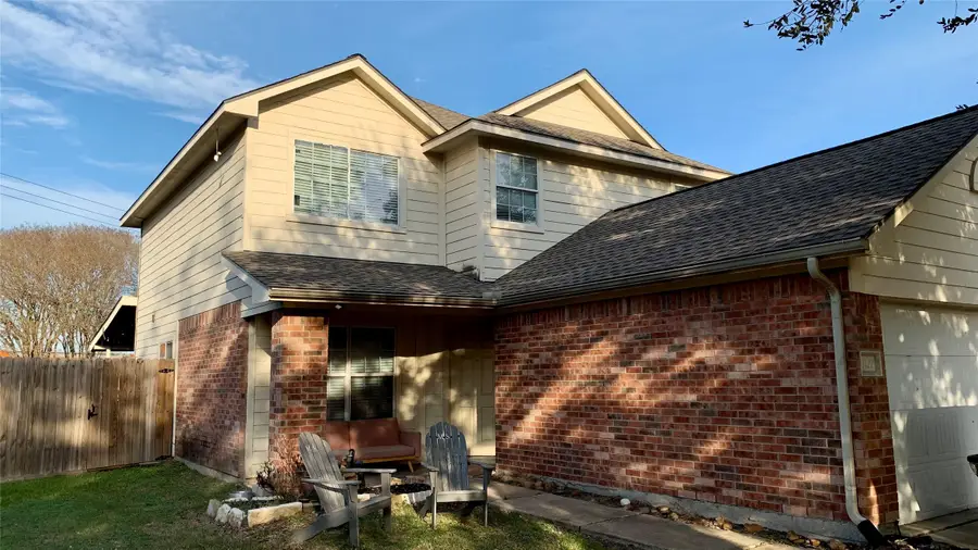 11422 Royal Thistle Court, Houston, TX 77088 - Image #2