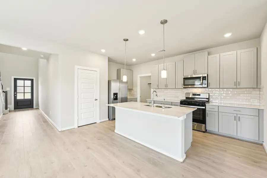 18742 Timber Glen Drive, Montgomery, TX 77316 - Image #2