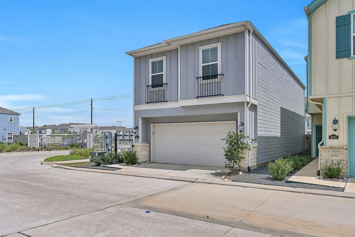 2403 Bay Breeze Drive, Kemah, TX 77565 - #1