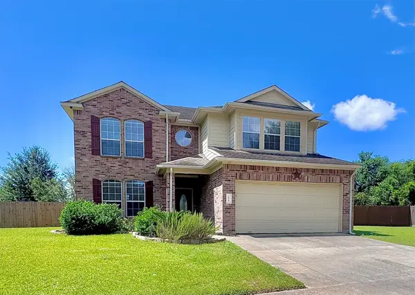7408 Newport Lane, Pearland, TX 77584
