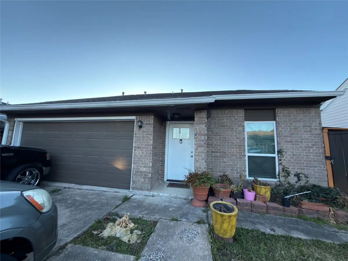 9721 Debbie Lane, Houston, TX 77038 - Image #1