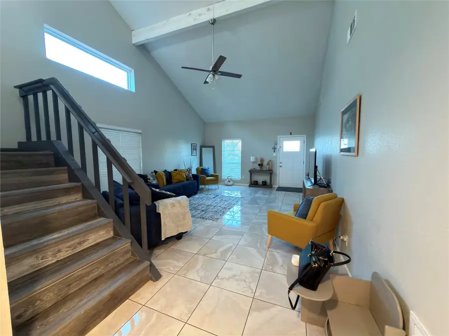 9721 Debbie Lane, Houston, TX 77038 - Image #3