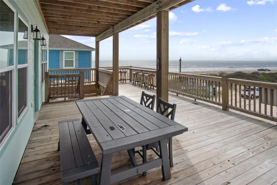 812 S Crystal Beach Road, Crystal Beach, TX 77650 - #2