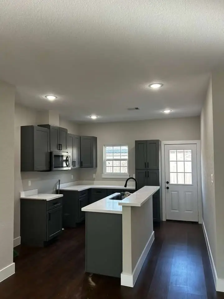 704 Avenue I, Conroe, TX 77301 - #3