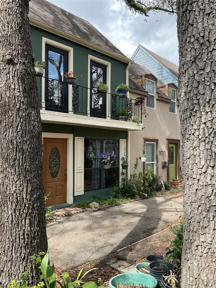 5217 Arboles Drive #M, Houston, TX 77035 - #3