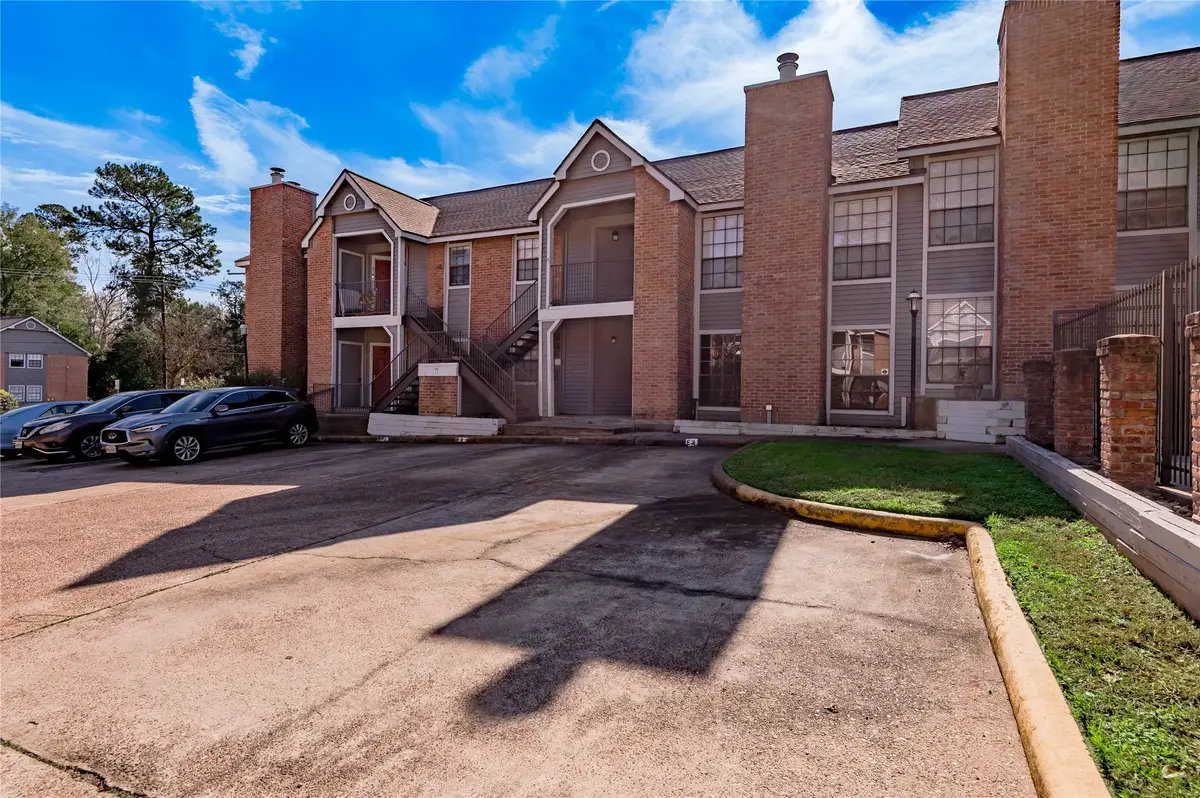 2402 Sycamore Avenue #E2, Huntsville, TX 77340 - Image #1
