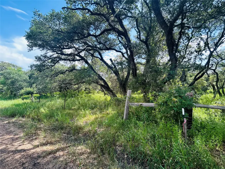 000 Sandy Creek, Sheridan, TX 77475 - #3
