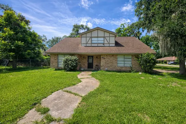 821 Mulberry Lane, Brazoria, TX 77422